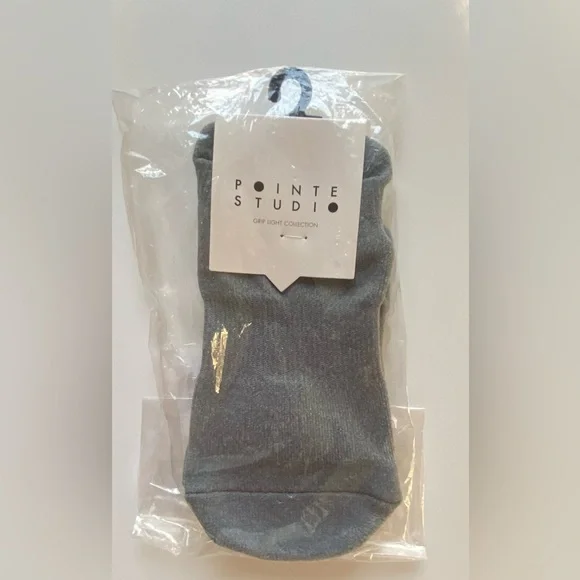Pointe Studio Union Full-Foot Grip Socks, Pilates Barre & Yoga Socks S/M (5-7.5) - Picture 9 of 9